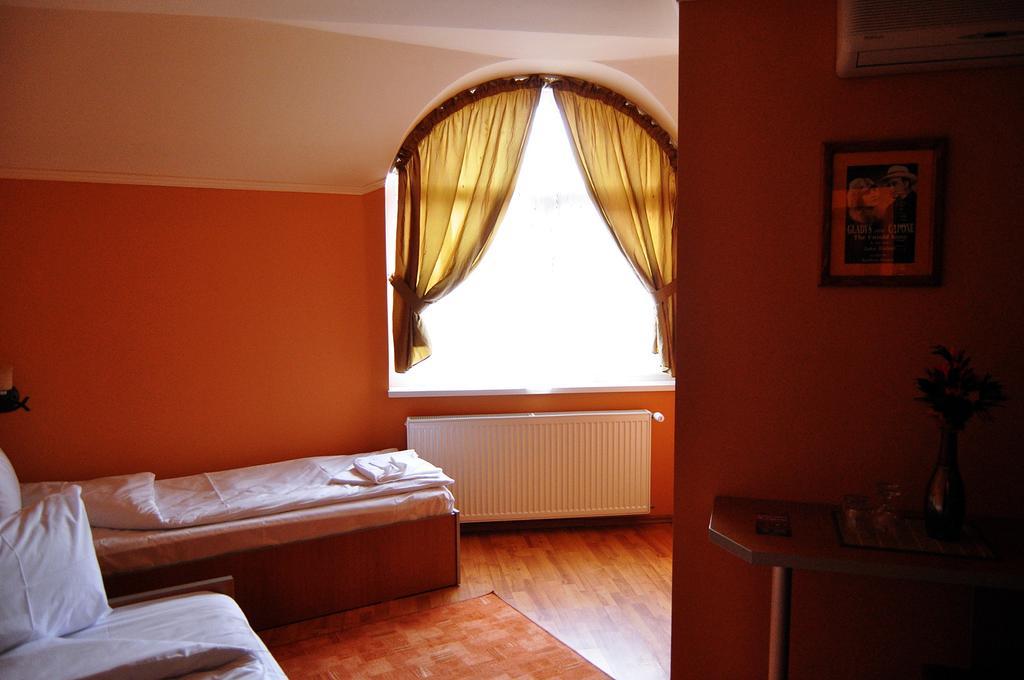 Motel Al Capone Satu Mare Pokój zdjęcie